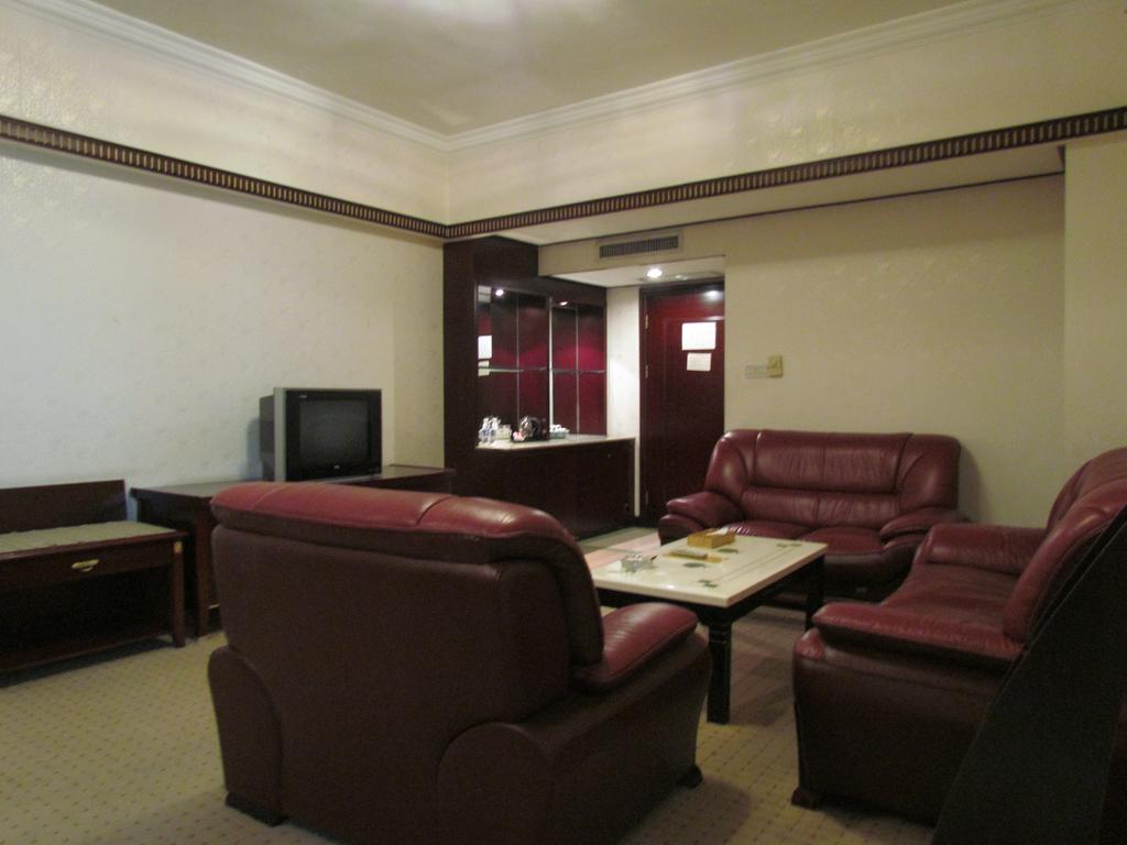 W.Y. Lera Hotel Guangzhou Exterior photo