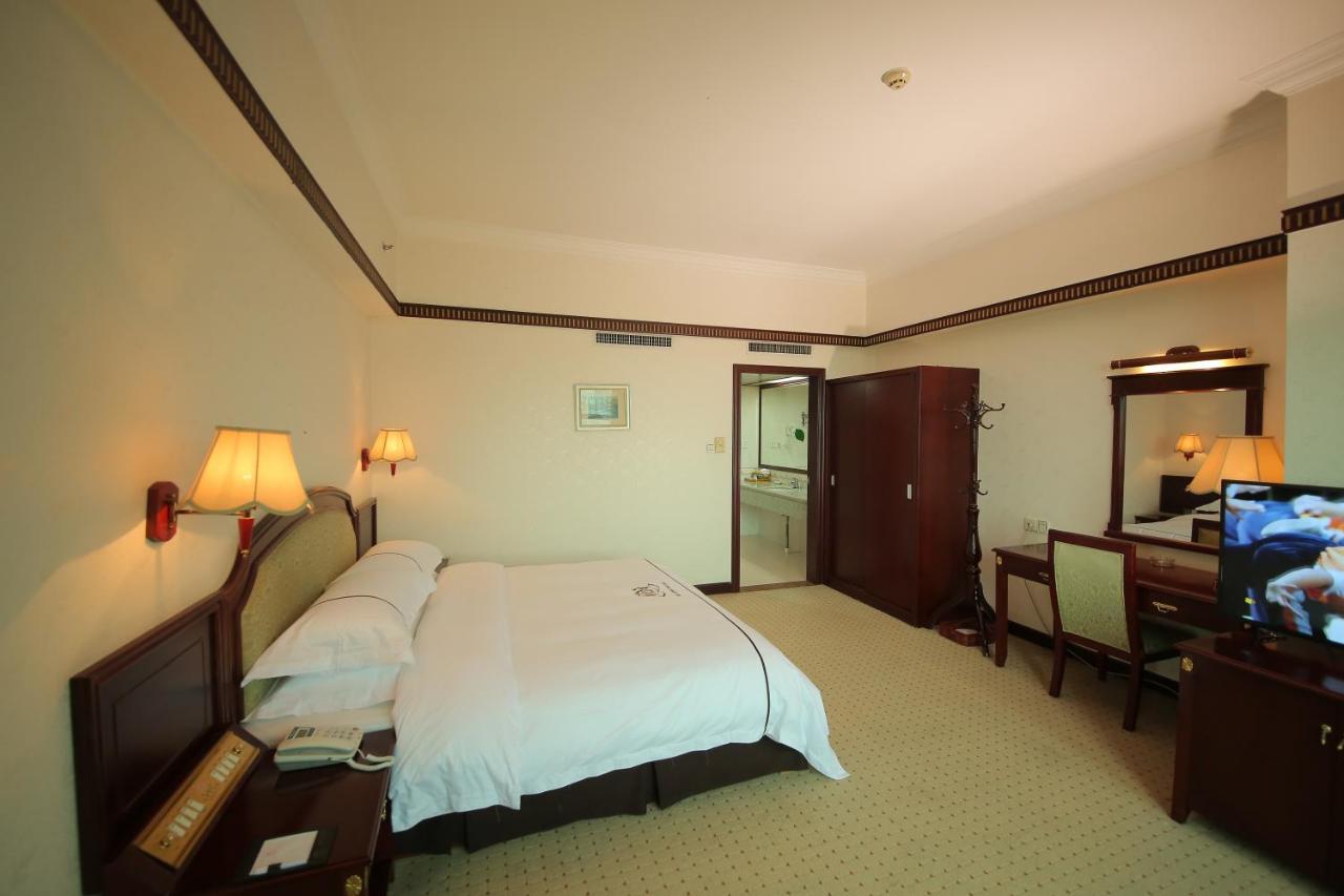 W.Y. Lera Hotel Guangzhou Exterior photo